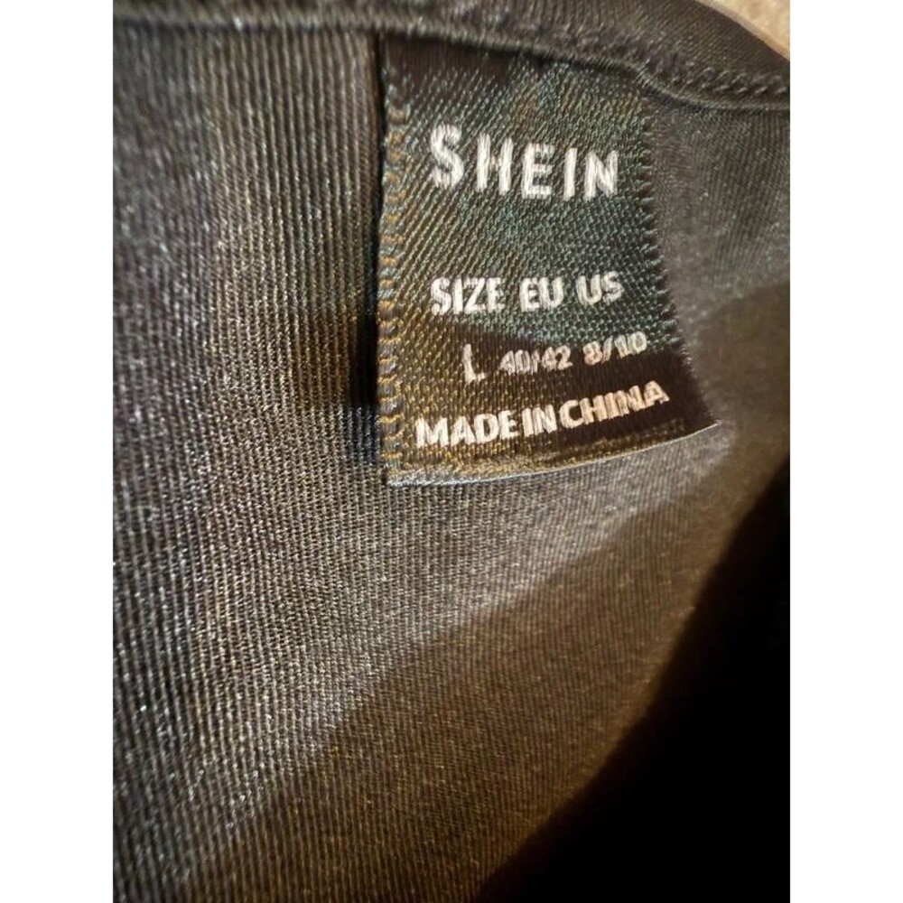 Shein Ruched Top - Picture 2 of 3